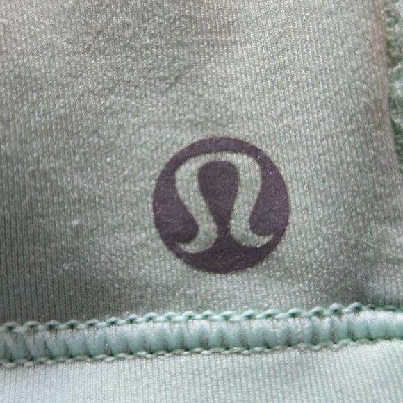 Lululemon In a Flash bra - 6 - Picture 5 of 6